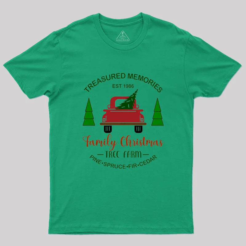 Family Christmas Tree Farm Geek T-Shirt